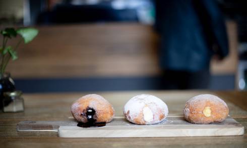 Baking on a plate