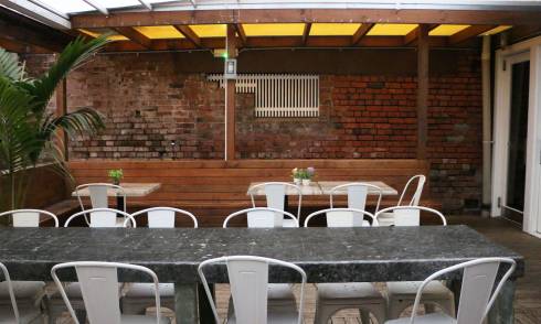Exterior of restaurant 