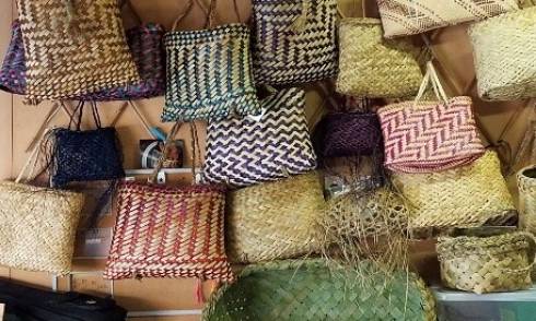 AKO ZONE: Weaving with Joy Wikitera