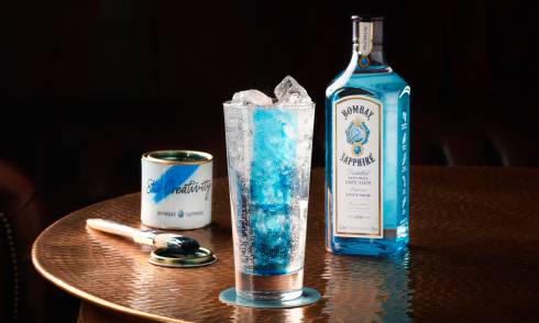 Bombay Sapphire to paint the town blue with edible paint
