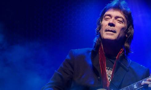steve-hackett(cropped).jpg