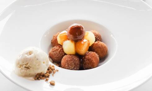 Sails-Restaurant-3.jpg