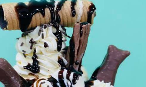 Queen Rolls Ice Cream