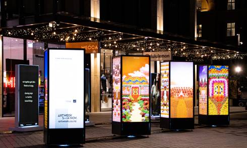Lightboxes on Te Komititanga