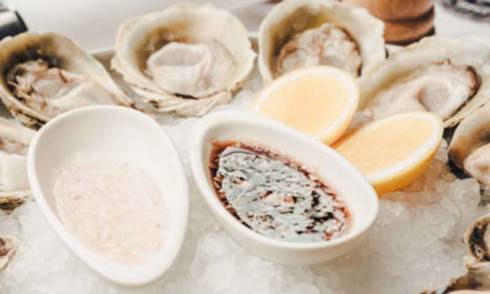 Harbourside Ocean Bar Grill Bubbles and Bluffies 