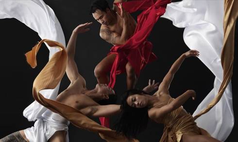 Kiri-Te-Kanawa-Black-Grace-banner.jpg