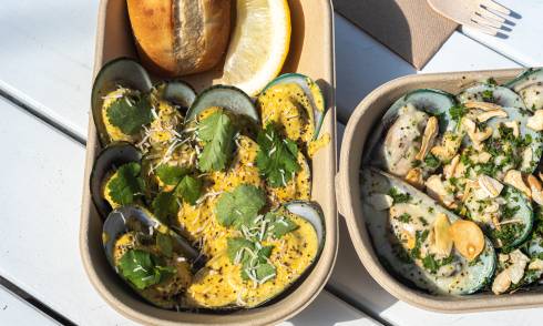 Fresh mussels
