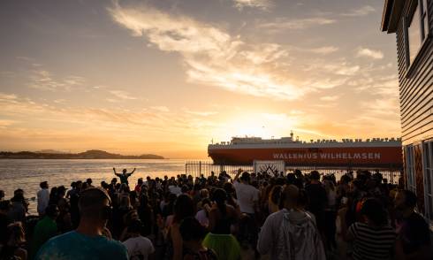 Morning People Queens Wharf 
