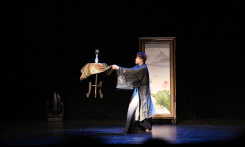 Spectacular Spellbinders 