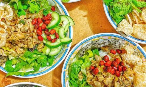 VIE CAFE _ VIETNAMESE STREET FOOD