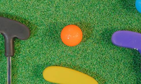 OnQ Mini Golf 