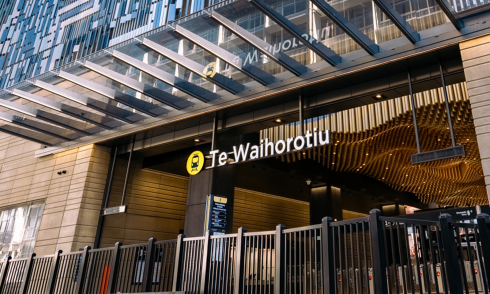 Te Waihorotiu Station
