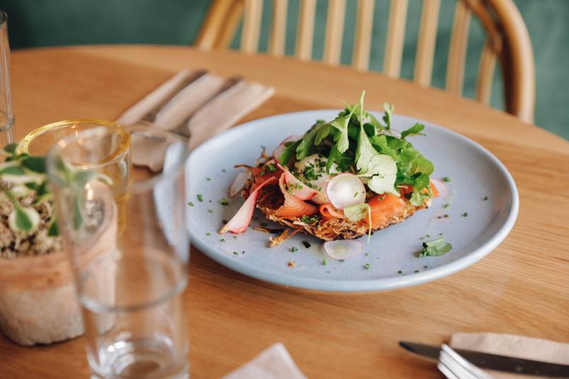 Salmon based platted food