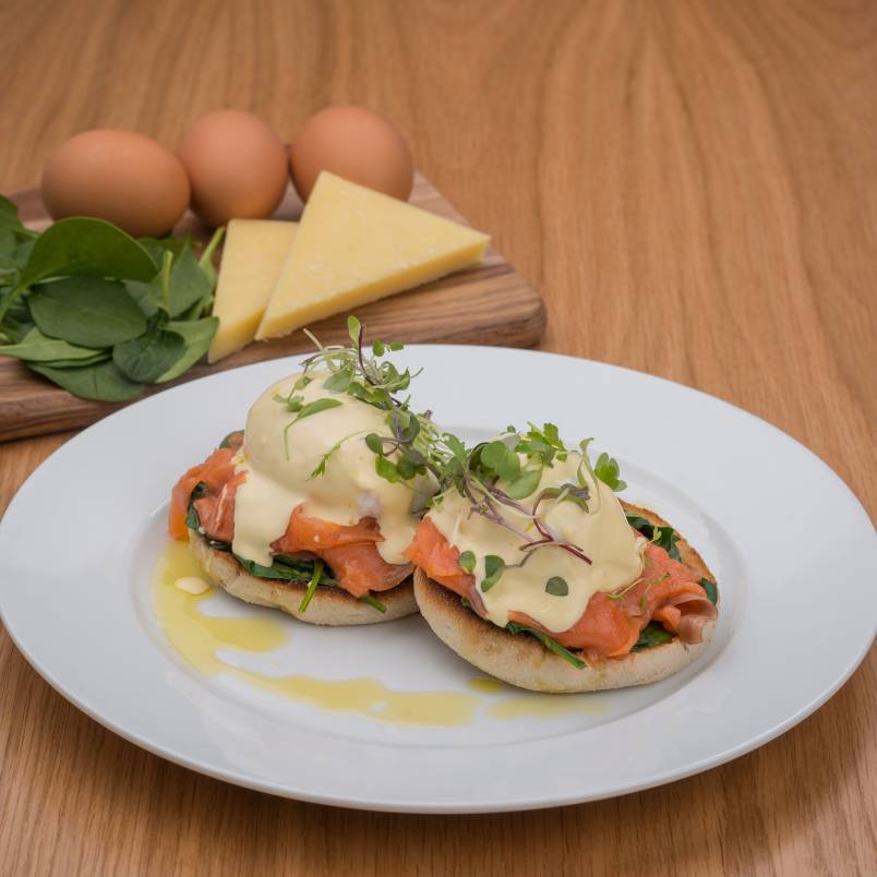 Salmon benedict