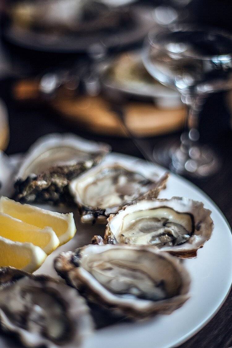 Saxon-+-Parole-Bluff-Oysters.jpg