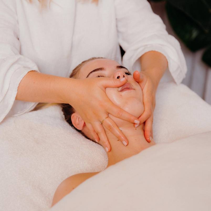 The Facialist - Yoga Facial