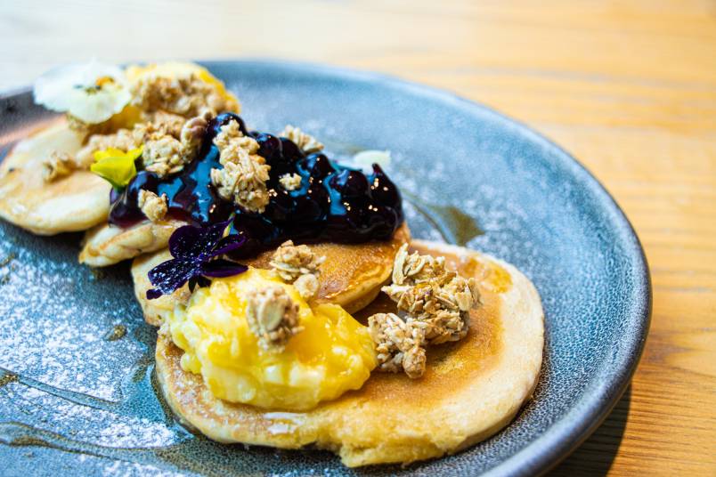 Honey-roast-granola-the-lunchroom