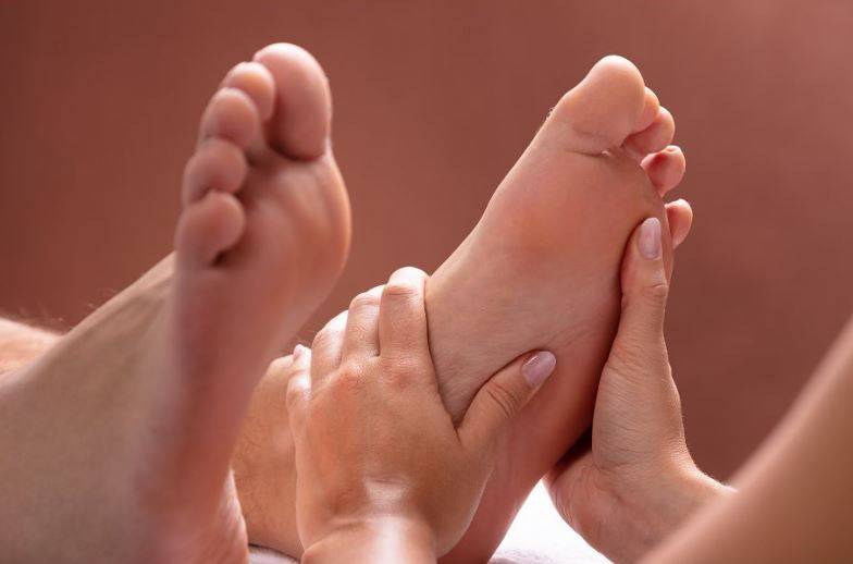 Foot spa & massage at Barclay Relax 